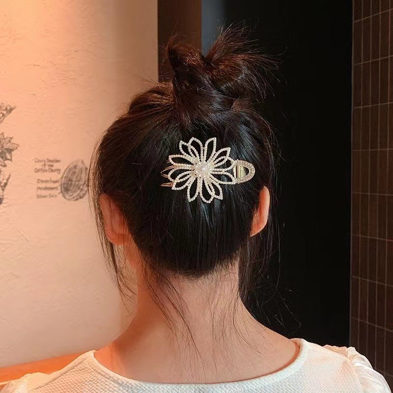 Dignified Flowers Horizontal Clip Hair Claw Bow Ponytail Clip